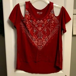 Mudd brand open shoulder short sleeve top